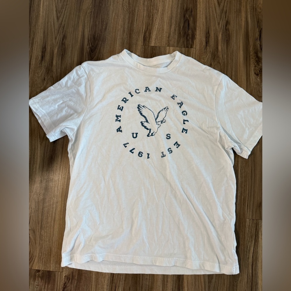 American Eagle Outfitters White Tee with Navy Graphic